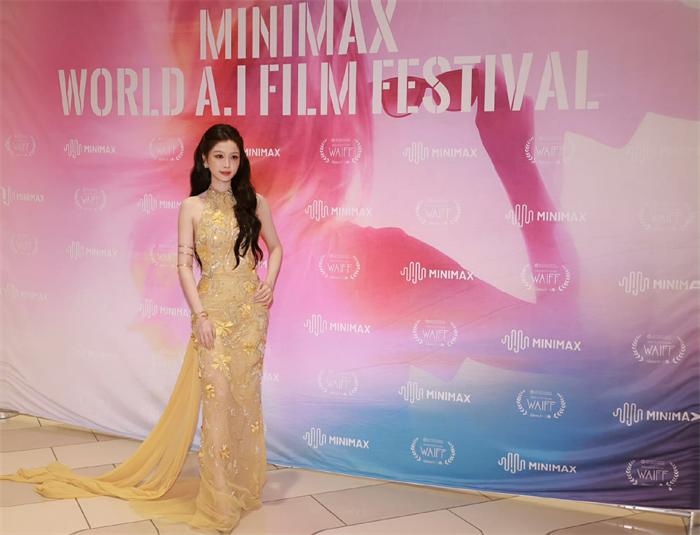 虞书欣 Gold Gala 展文化自信 携中式美学出海传递东方美学